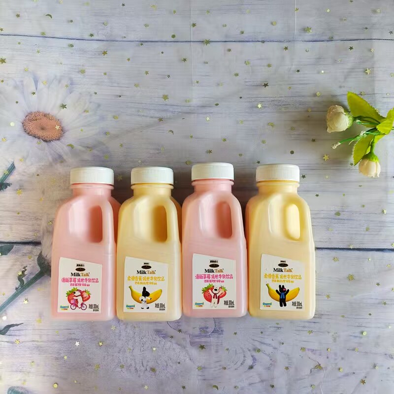 延世香蕉草莓牛奶牛乳饮品