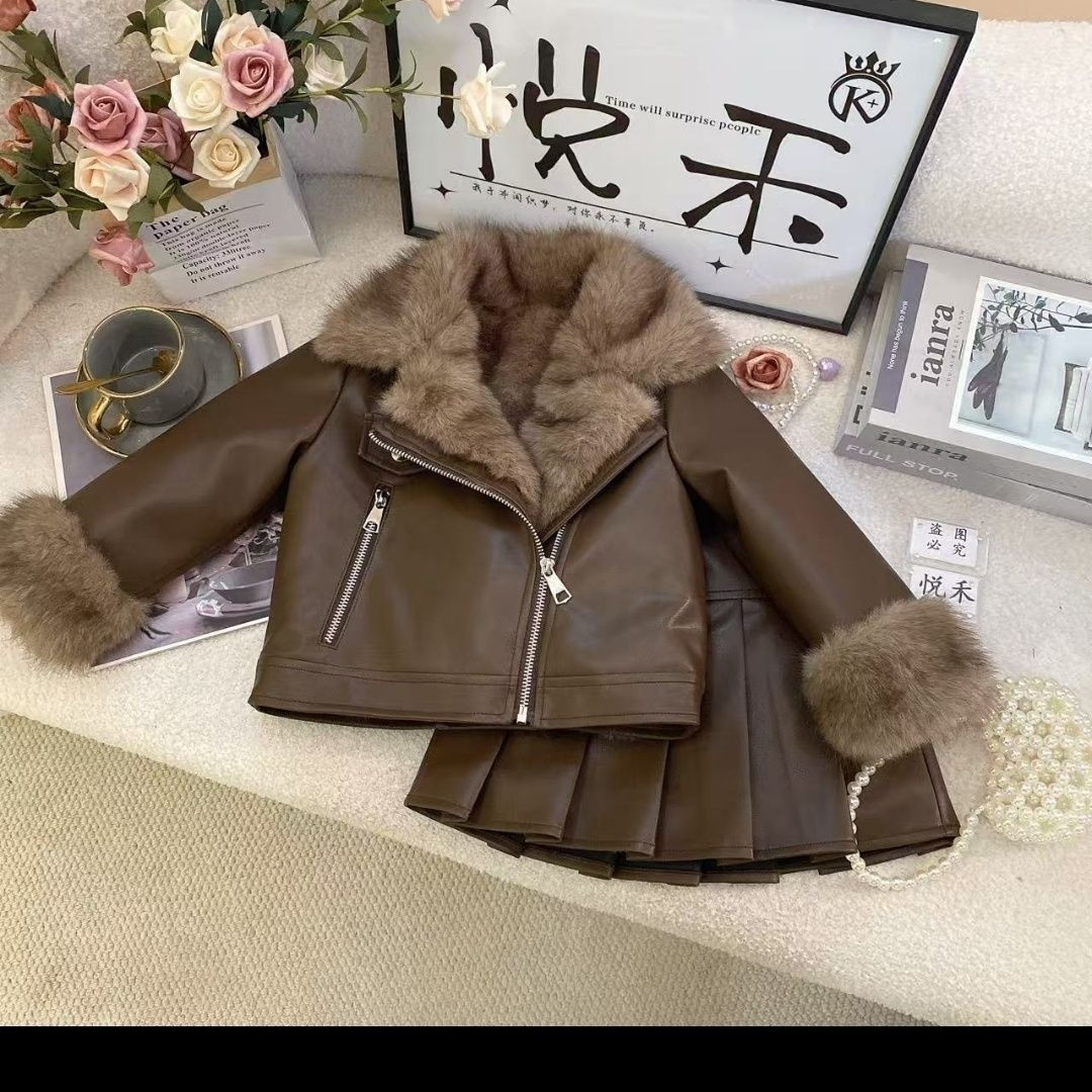 女童冬款套装皮衣外套2026新款韩版加厚皮衣夹克时尚百褶裙两件套