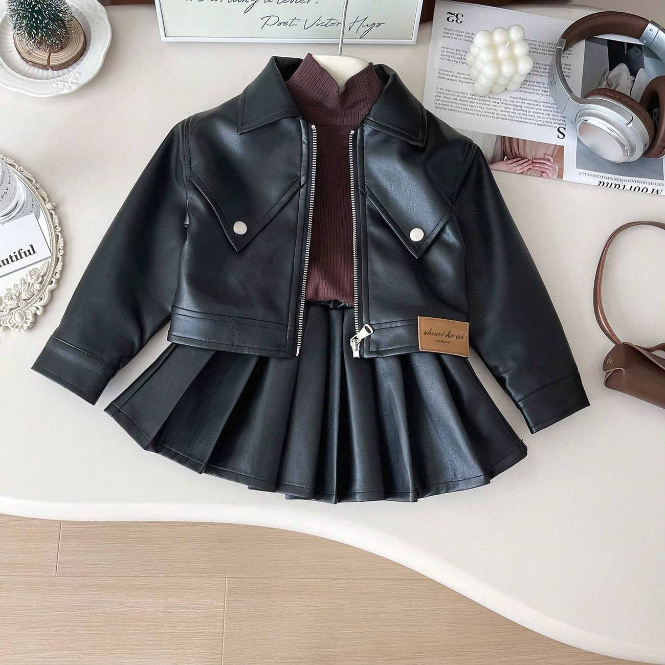 女童宝宝春秋装皮衣新款儿童韩版机车服短款外套百褶裙两件套装