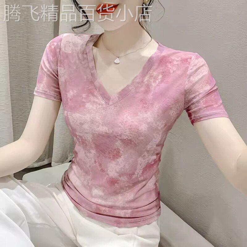 V领印花短袖T恤上衣女夏季修身显瘦洋派减龄设计感别致气质打底衫