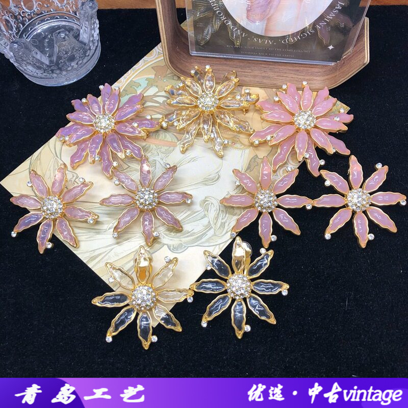 中古重工彩色花朵胸花耳环设计镶
