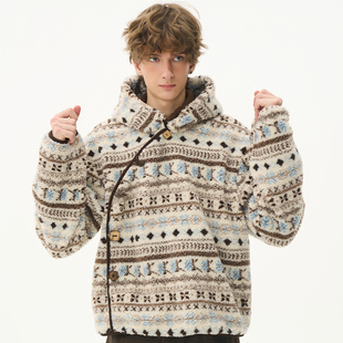 CNEW2025AW 印花羊羔绒手工椰壳扣斜门襟套头卫衣外套 牧歌