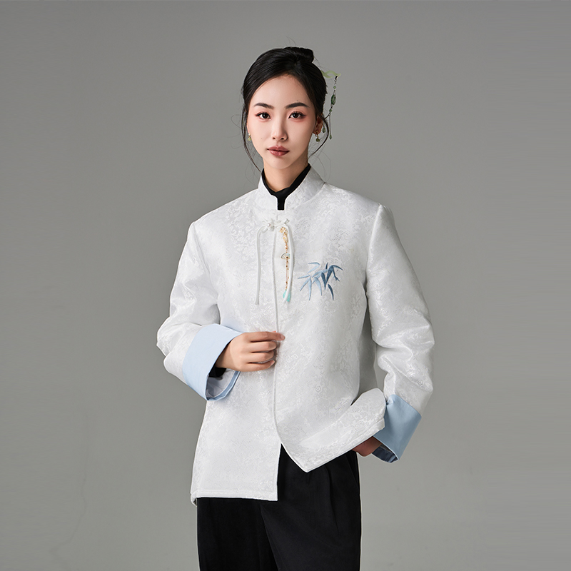 CNEW龙纹提花拼色竹叶刺绣棉服