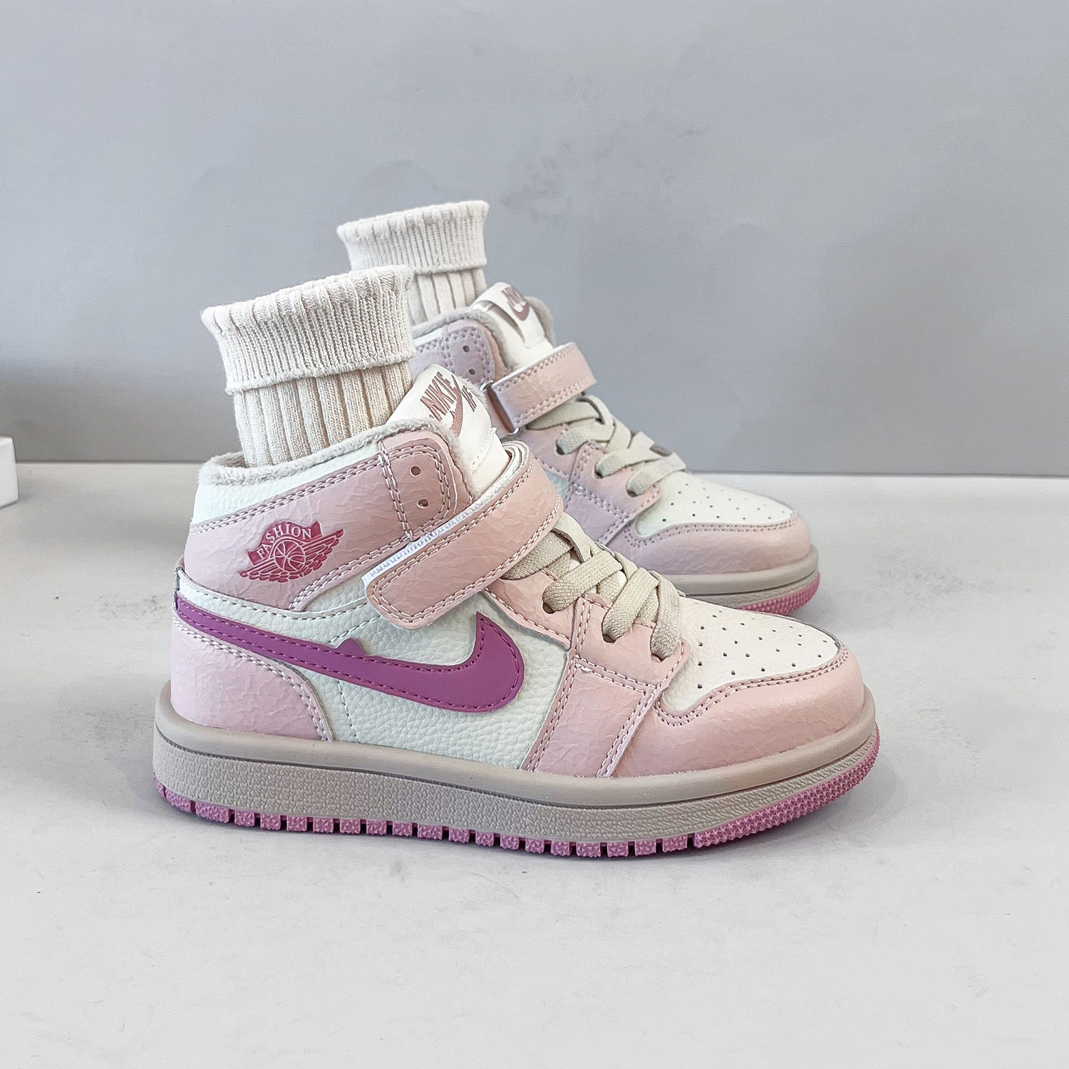 25年防滑保暖男女童加绒二棉鞋舒适学生潮牌软底篮球鞋儿童真皮鞋