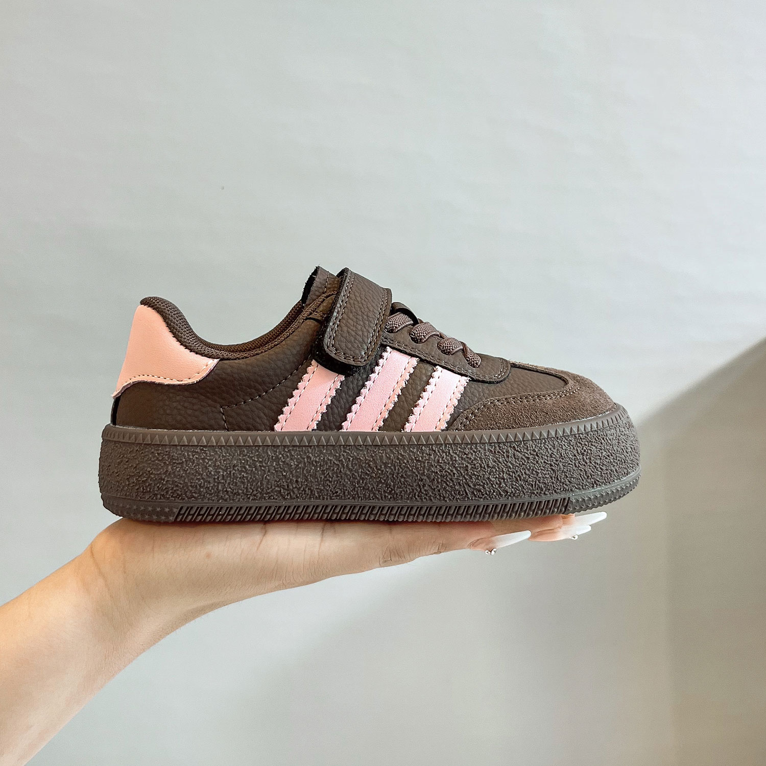 小二推荐：正品儿童运动鞋子