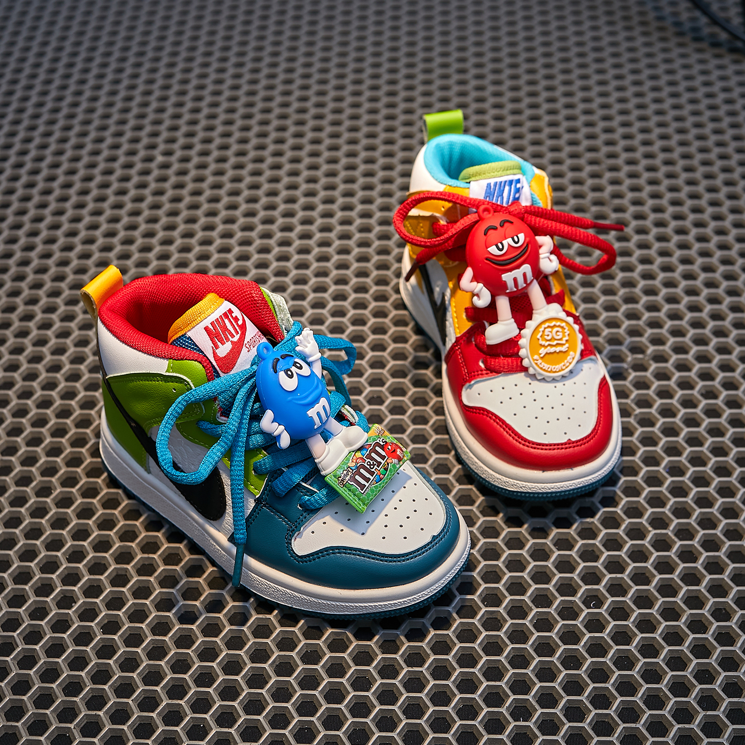 儿童加绒二棉鞋2025年真皮男女童防滑保暖舒适板鞋潮牌学生篮球鞋