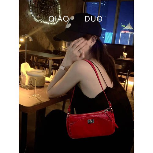 红色腋下包包女士2026新款结婚新娘轻奢小众高级感通勤单肩斜挎包