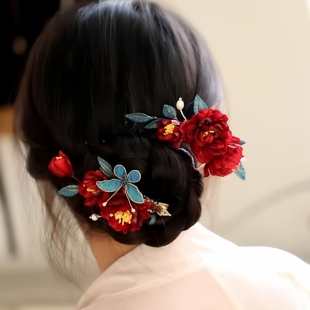 秀禾头饰新娘中式旗袍盘发发夹侧边马面裙发饰山茶花蝴蝶订婚盘发