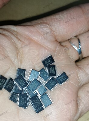 ADM3222ARU ADM3222 ADM3222ARUZ  双收发器芯片  全新正品可直拍