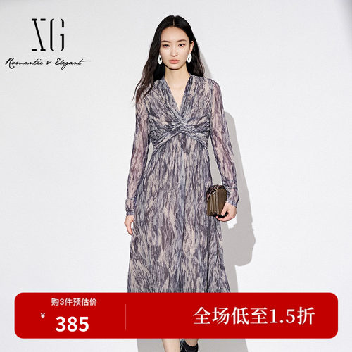 XG雪歌秋季新款印花连衣裙设计师春夏收腰复古知性风衣服