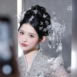 白月光超仙新娘头饰银色水凝胶花朵羽毛灵动中式秀禾龙凤褂发饰