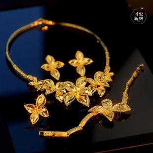 龙凤褂新娘金色项链重工大气立体花朵新中式古典秀禾晨袍造型配饰