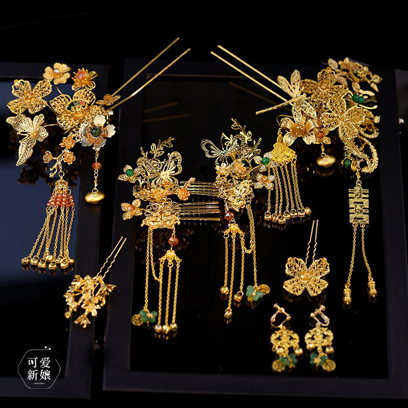 高级感新娘秀禾头饰金绿撞色复古大气蜻蜓花朵发簪中式龙凤褂配饰