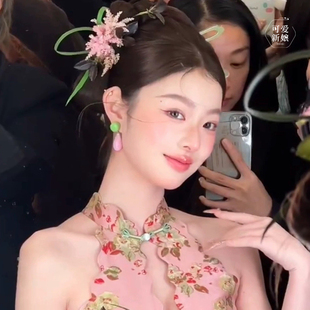 新中式粉色仿真花新娘头饰高级感超仙薰衣草甜美发簪晨袍旗袍发饰