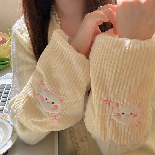 猫咪可爱袖套成人毛绒保暖棉服羽绒服护袖工作办公室套袖宽松护袖