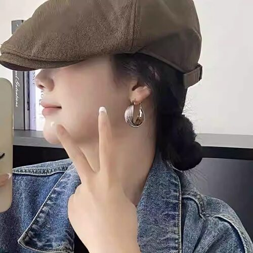 银色几何耳环2026新款时尚耳饰女