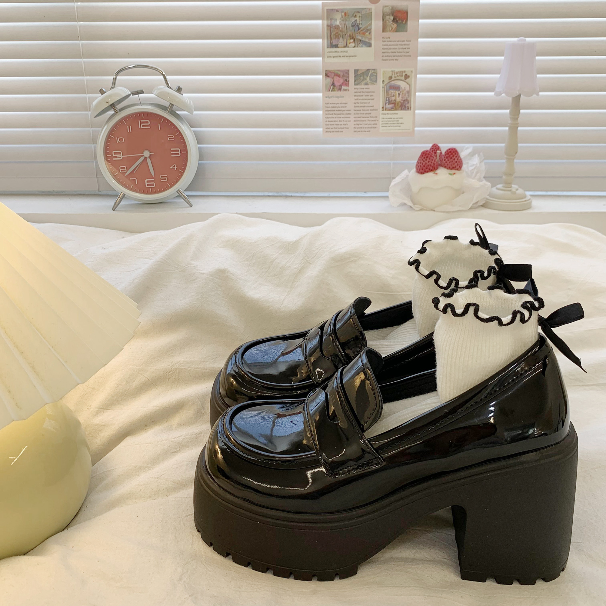 黑色超高跟英伦风小皮鞋女2024新款春季粗跟厚底覆古法式玛丽珍鞋