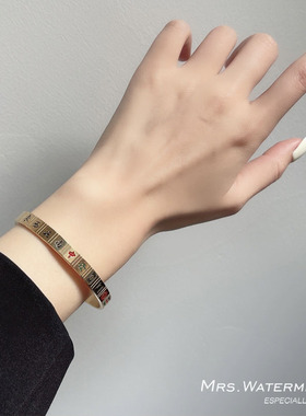 钛钢开口可调节麻将手镯镯子红中