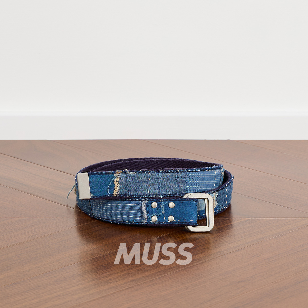 KUON日产破坏拼接牛仔布皮带