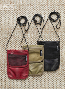 现货 GRAMICCI NECK POUCH 小野人户外防撕裂颈挂收纳包挎包 25SS