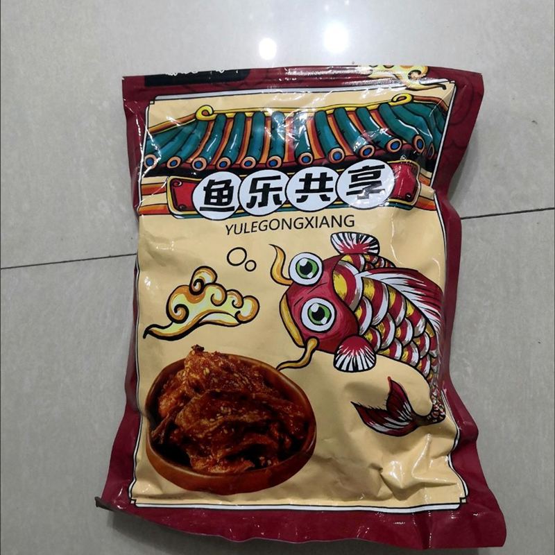 ￥渝跃一家鱼乐共享鱼皮凯泰食品香辣鳕鱼皮即食鱼零食油炸海鲜风