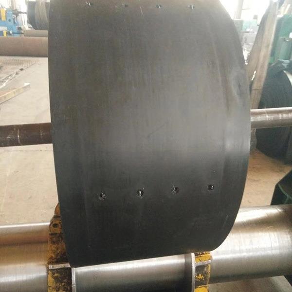 ST500、ST4000斗提机钢丝绳芯皮带特制防撕裂输送带垂直提升带