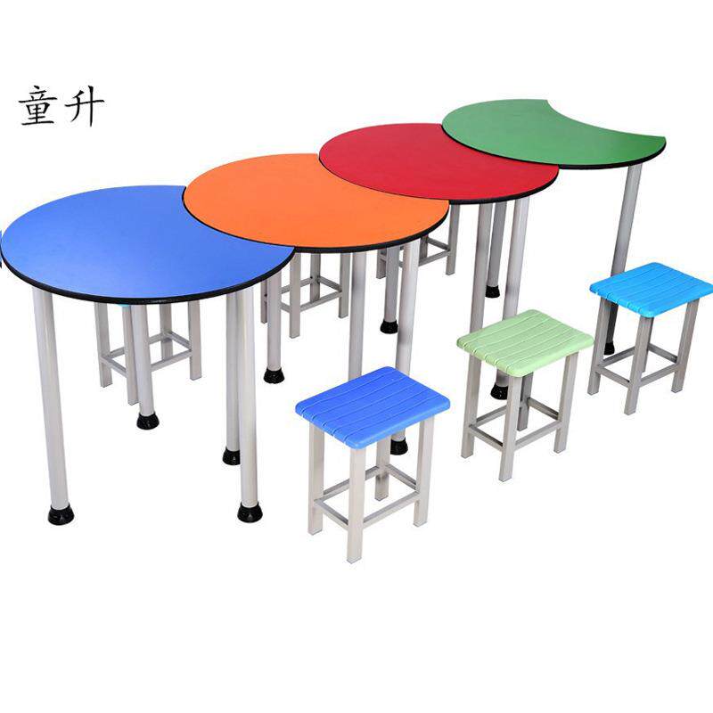 彩色学生培训桌三角形桌少儿辅导学习课桌椅幼儿园中小学美术桌