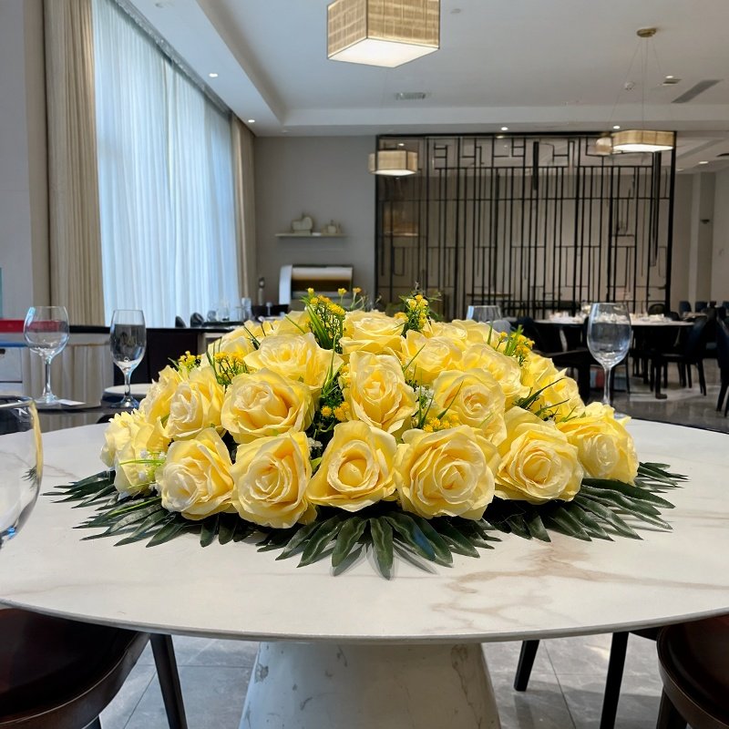 酒店餐桌花摆花绢花圆形台花装饰摆件饭店圆桌花电动转盘插花