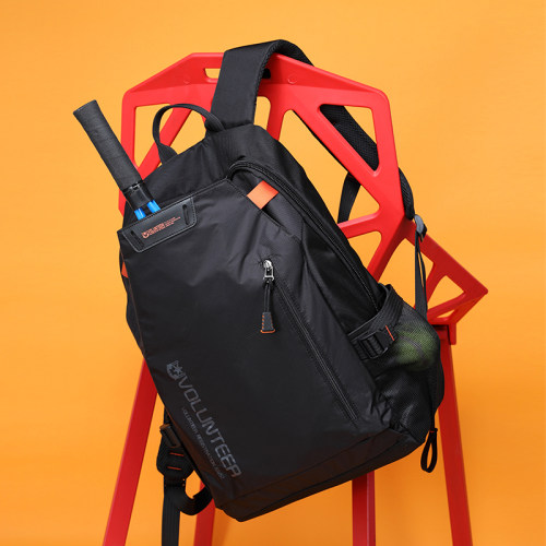 户外出行男士双肩包时尚轻便背包