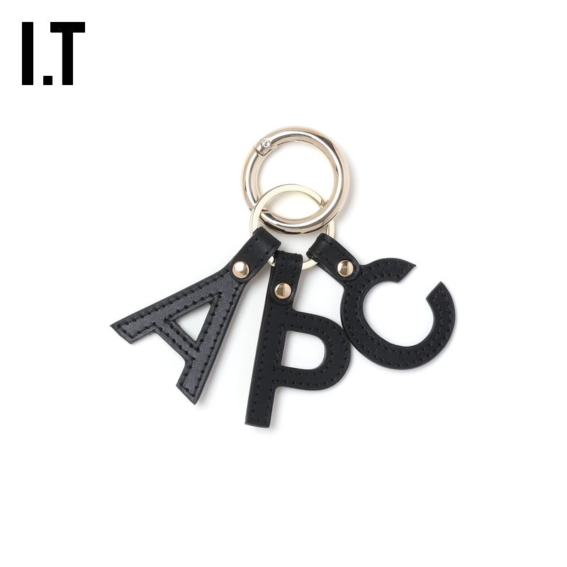 IT A.P.C.日用小物钥匙圈新款复古时尚皮革字母坠饰挂饰F63656XP