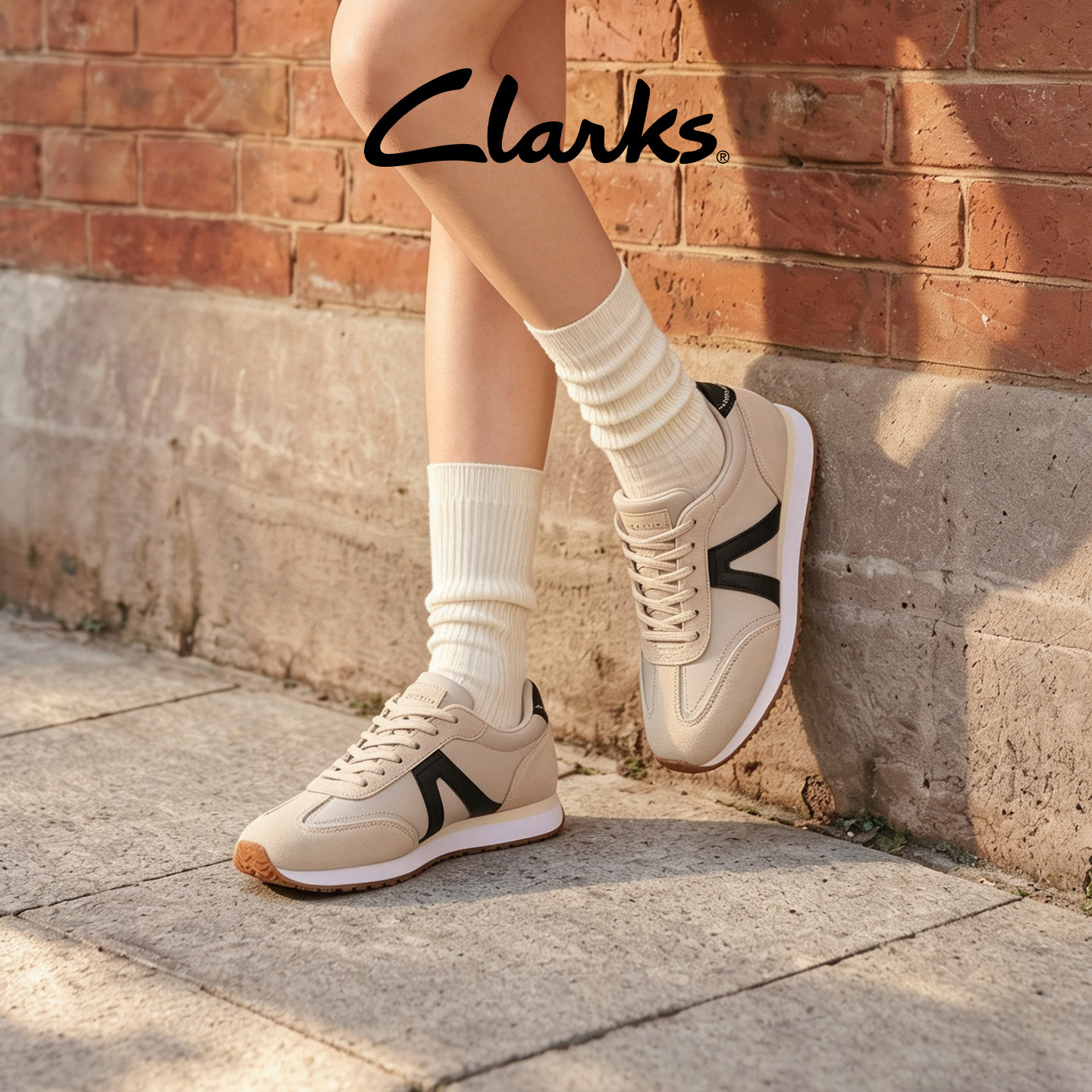 Clarks其乐德训鞋厚底百搭小白鞋图片