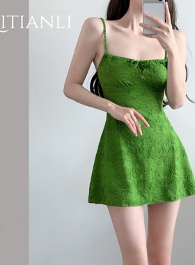 泳衣女2026新款高级感绿色分体裙式平角大码显瘦保守绝美度假温泉