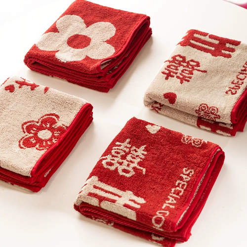 Свадьба HI персонаж Красные полотенца, хлопок, пара свадебных принадлежностей, большой новый человек, новичок, который вымыл лицо, клык клык Fang Motent Motor Wedding Wedding