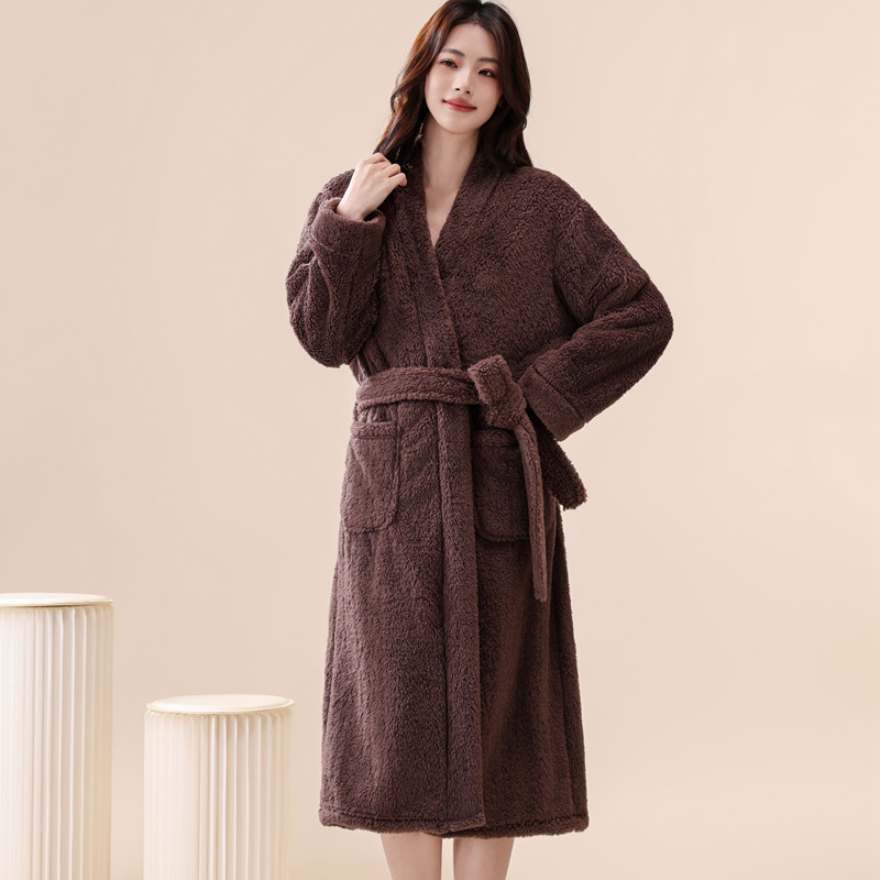 中长款珊瑚绒长款睡袍女秋冬加厚大码洗澡浴袍吸水法兰绒晨袍外穿