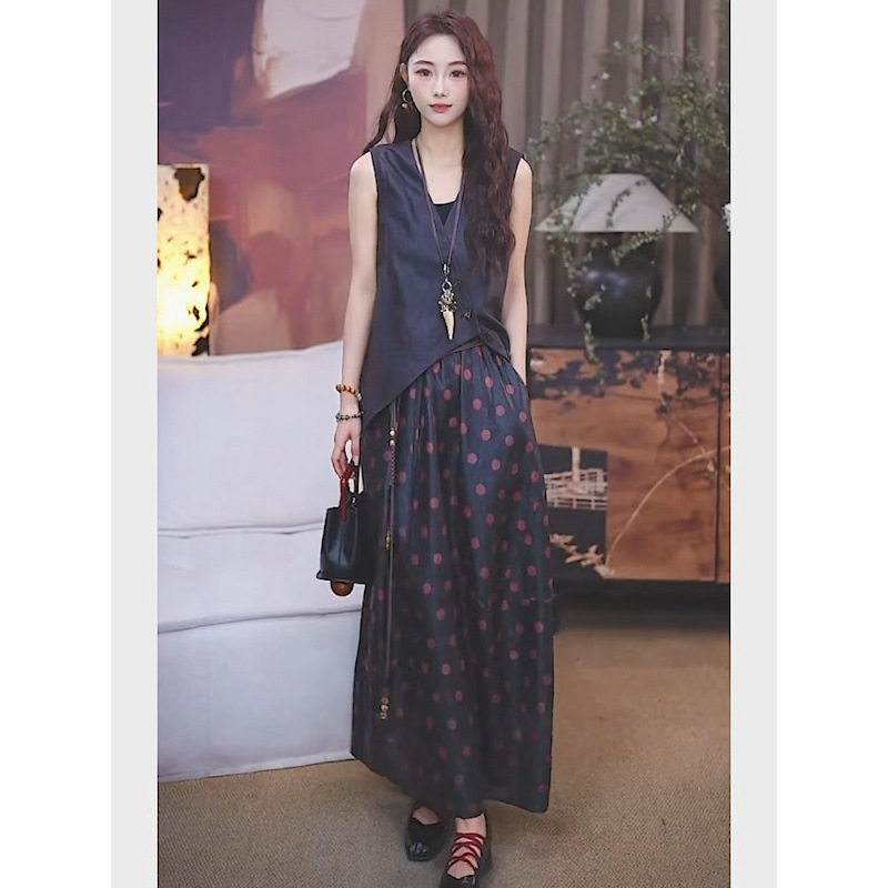 今年流行两件套裙穿搭时尚高级感夏季微胖显瘦黑色背心两件套女装