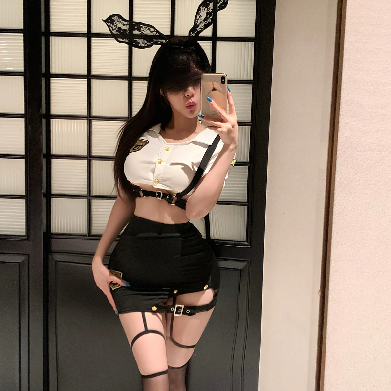 风情万种刺激勾魂角色扮演包臀裙