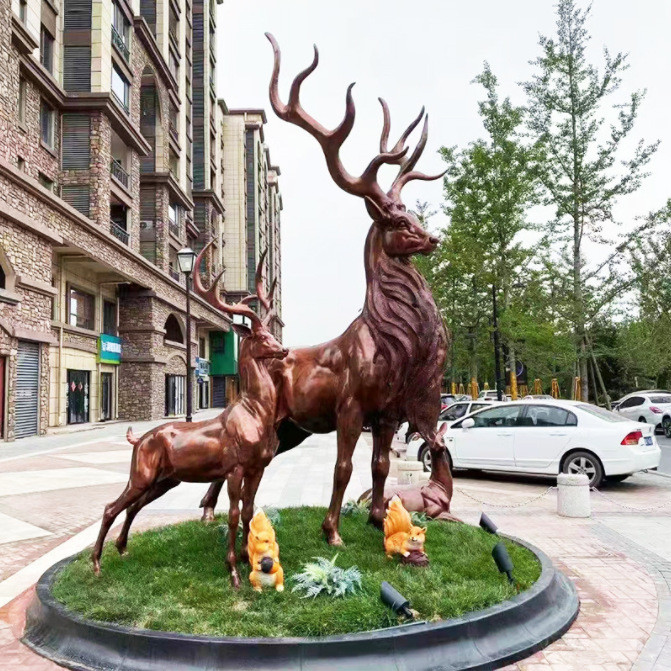 户外梅花鹿摆件落地园林景观小区花园仿真动物玻璃钢庭院雕塑装饰