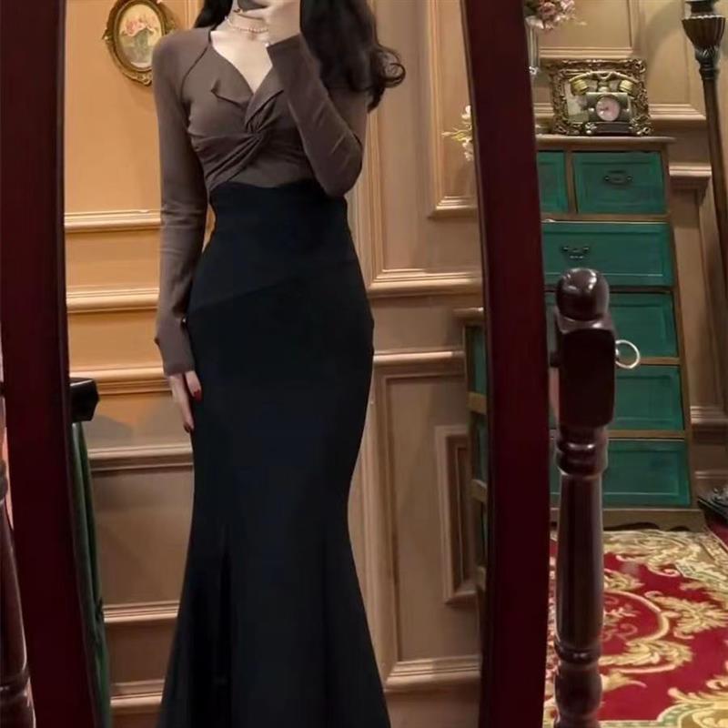 新款法式复古辣妹套装时尚交叉v领显身材T恤打底衫+高腰鱼尾长裙