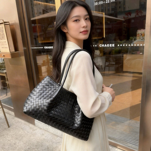 B家牛皮手工编织真皮女包Pinacoteca中号手提包欧洲站单肩购物袋