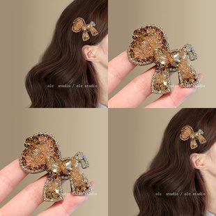 精致时尚重工闪钻小马发夹鸭嘴夹女本命年生肖发夹侧边浏海夹发饰