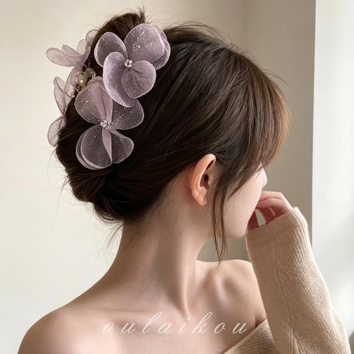 超绝氛围感~紫色花朵抓夹女2026