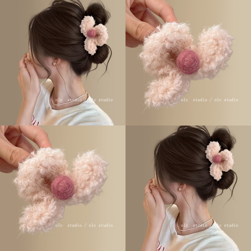 桃之夭夭~秋冬毛绒球球发夹高级感羊羔毛半扎发盘发抓夹鲨鱼夹女