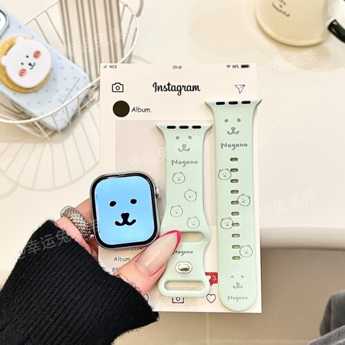 清新自嘲熊表情适用iwatchs11/10苹果手表表带SE硅胶Applewatchs9