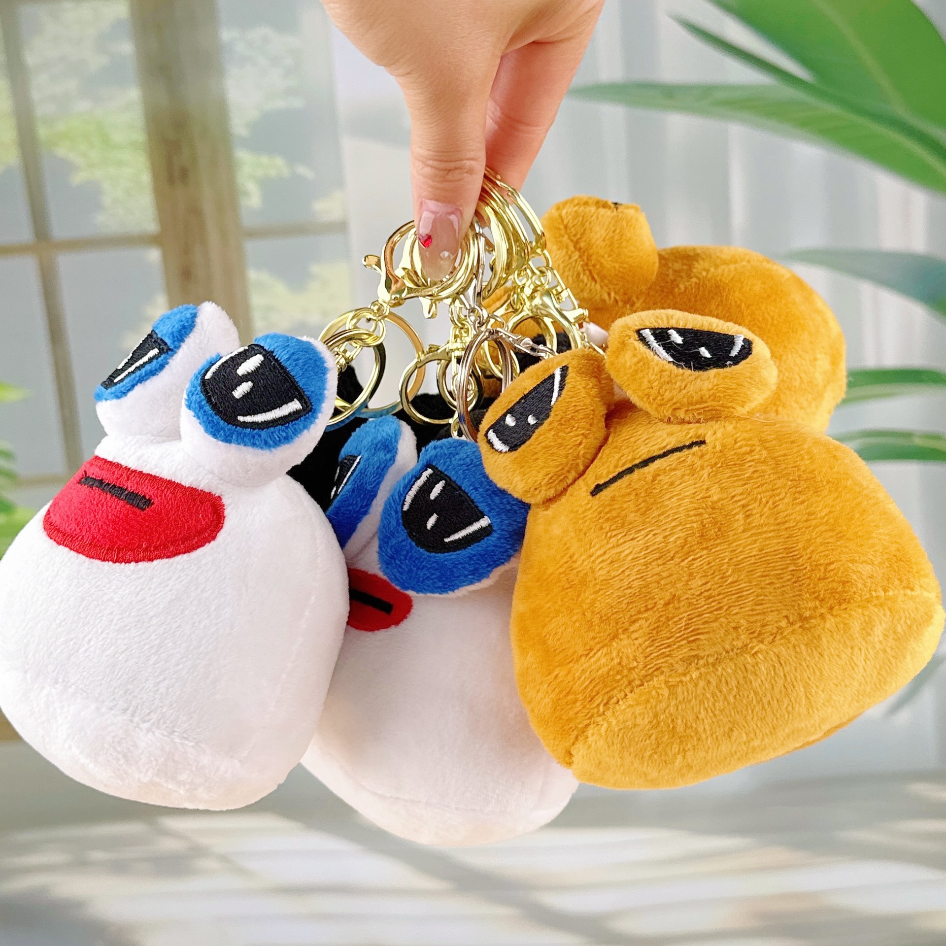 跨境新款 我的宠物外星人pou plush公仔周边毛绒玩具蜗牛娃娃玩偶