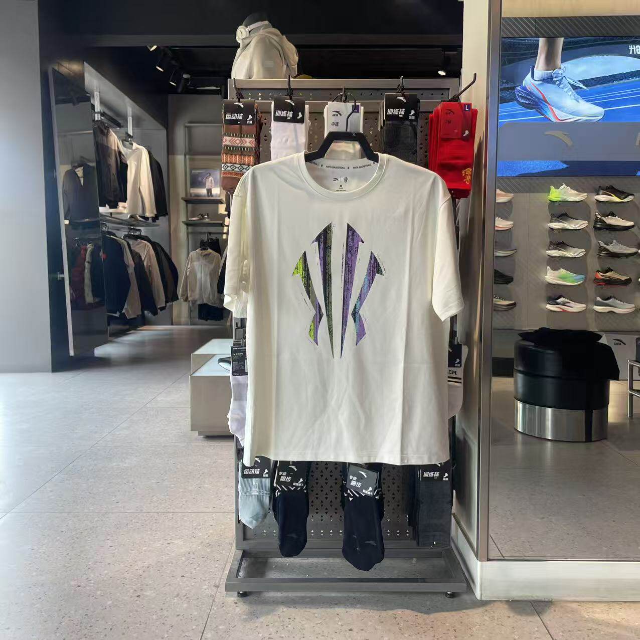 安踏凯里·欧文系列丨篮球短袖冰丝宽松男款短袖t恤172621109