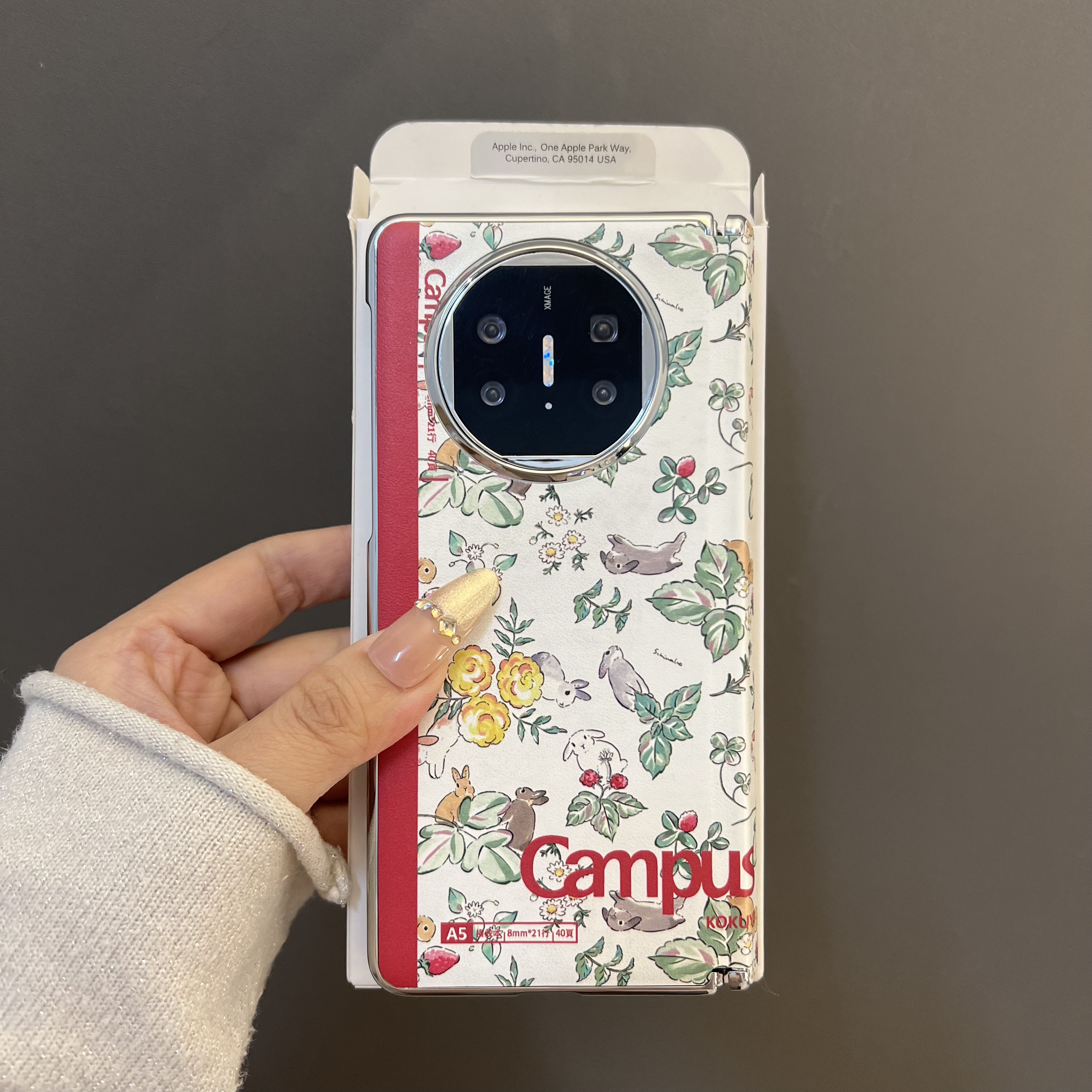 油画花朵兔子折叠屏华为手机壳