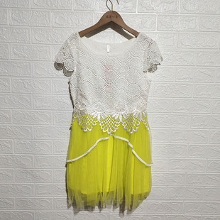 吸引力夏季青春靓丽专柜品质女生显瘦收腰连衣裙圆领网纱百搭女装