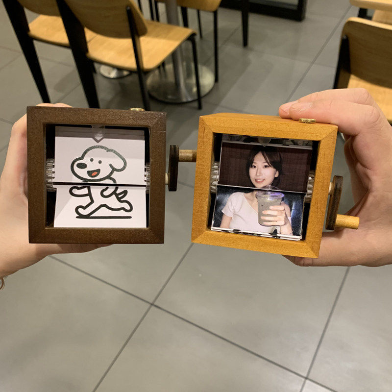 机械手摇动态相册照片发光实木手工创意定制八音盒纪念一周年礼物
