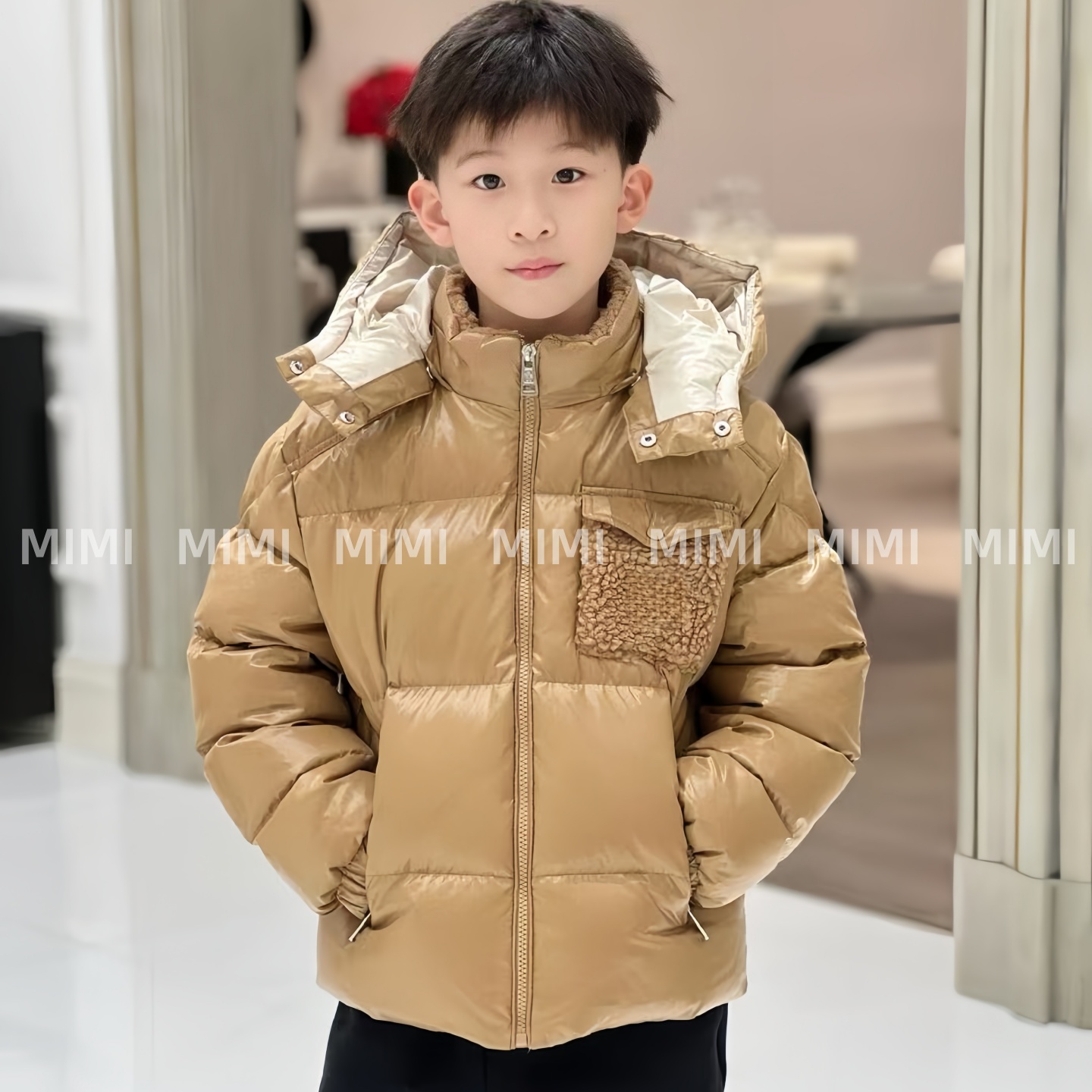 渠道货三防加厚短款羽绒服男女童