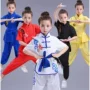 Ngày thiếu nhi võ thuật quần áo tập thể dục quần áo trẻ em Tai Chi biểu diễn dịch vụ Kung Fu biểu diễn tập luyện Wu phù hợp với mùa hè tay áo ngắn - Quần áo ngoài trời áo khoác chống nước
